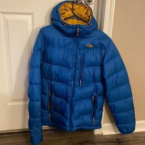 Outdoor Research Transcendent Down Hoody. 650-fill down jacket. Blue. Medium